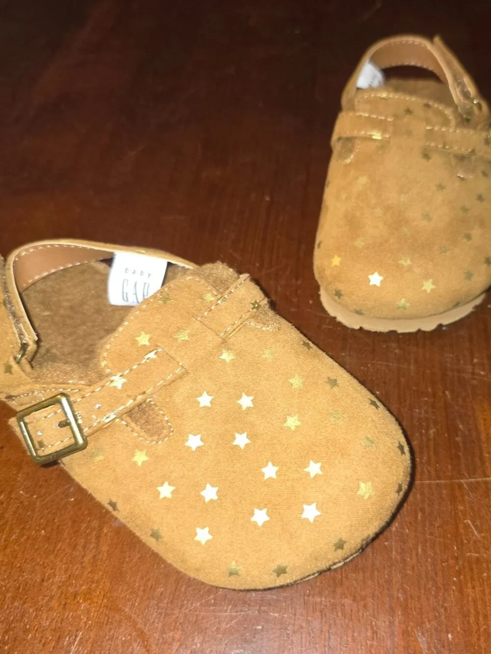 Baby Gap Size 9/10 TG Cozy Sherpa Gold Star Clogs Cognac EUC Sling Back Strap